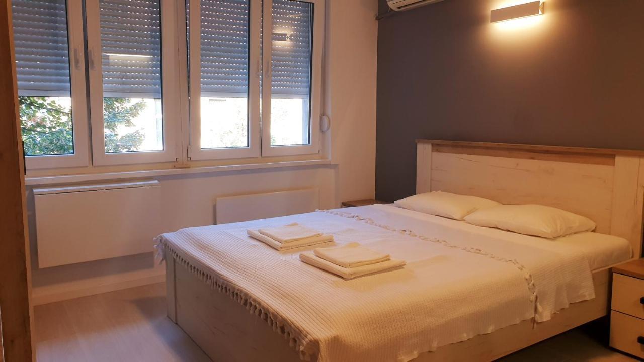 Sofia Apartment Sajmiste Bagian luar foto
