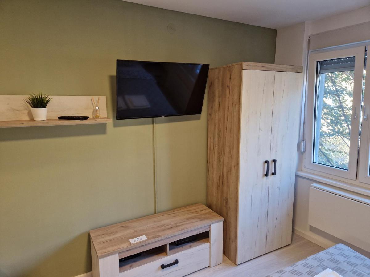 Sofia Apartment Sajmiste Bagian luar foto