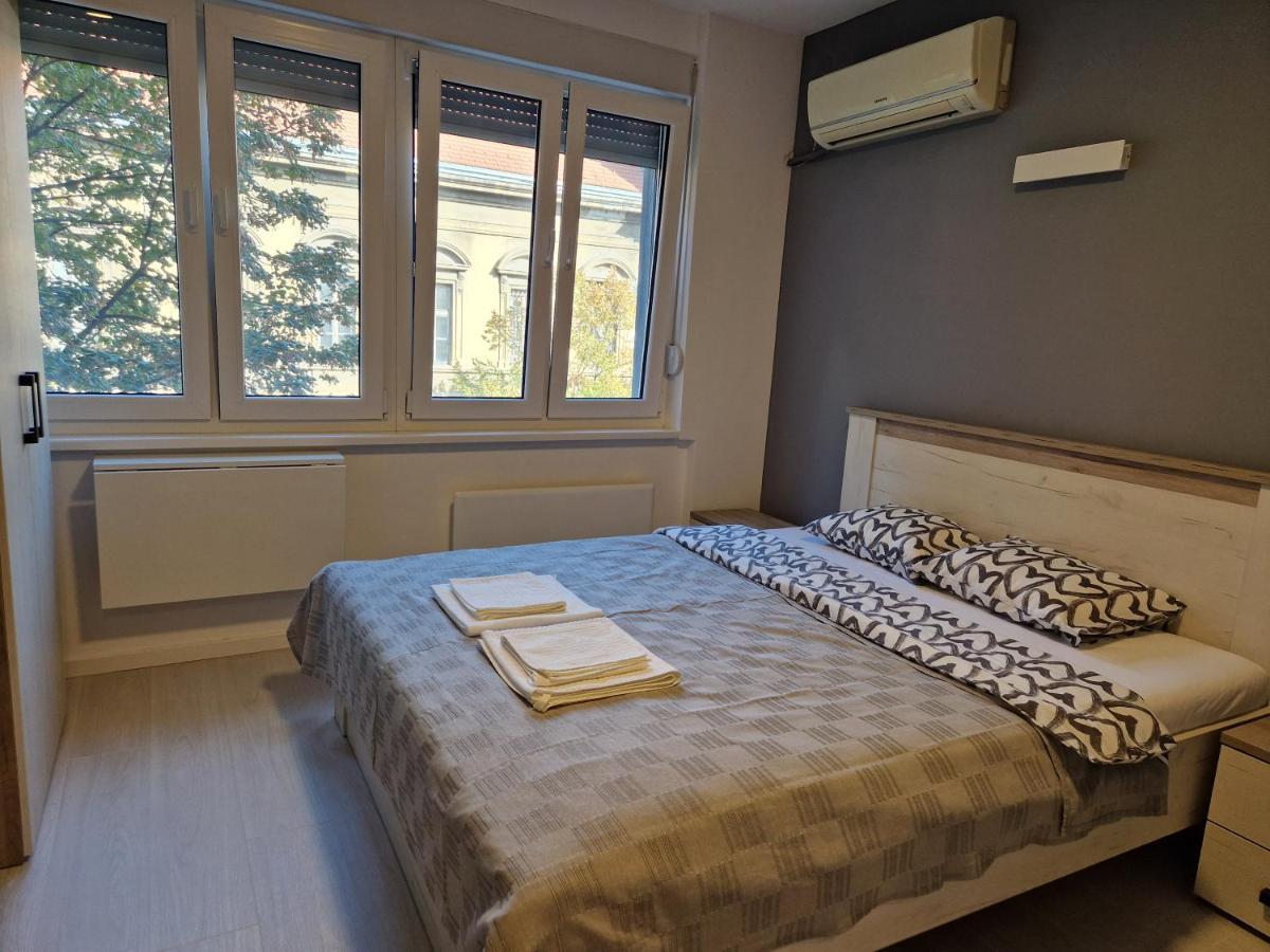 Sofia Apartment Sajmiste Bagian luar foto